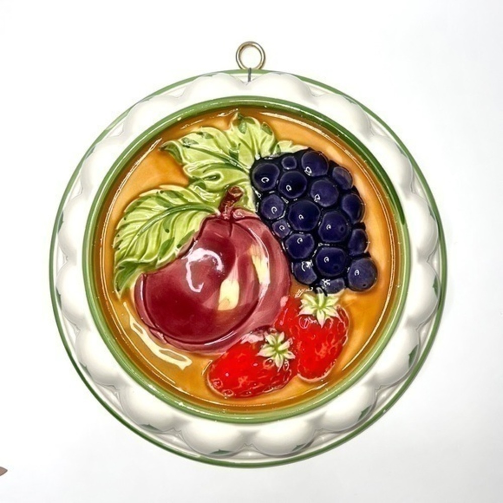 Vintage Gailstyn-Sutton Assorted Fruit Jello Mold Wall Art